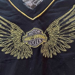 Harley Davidson black T-shirt with embroidered wings size S